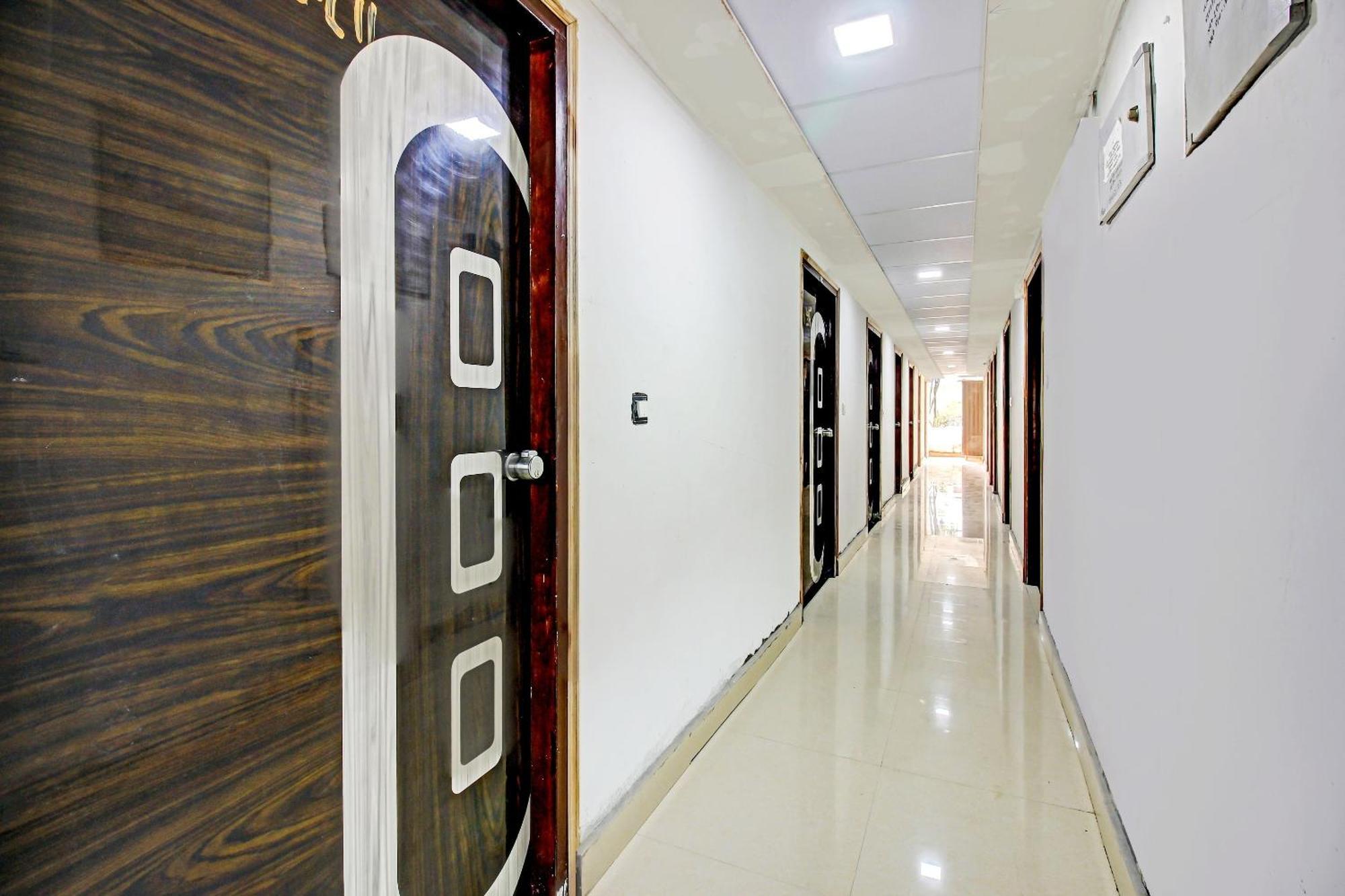 Hotel O Adhin Residency Hyderabad Exterior foto