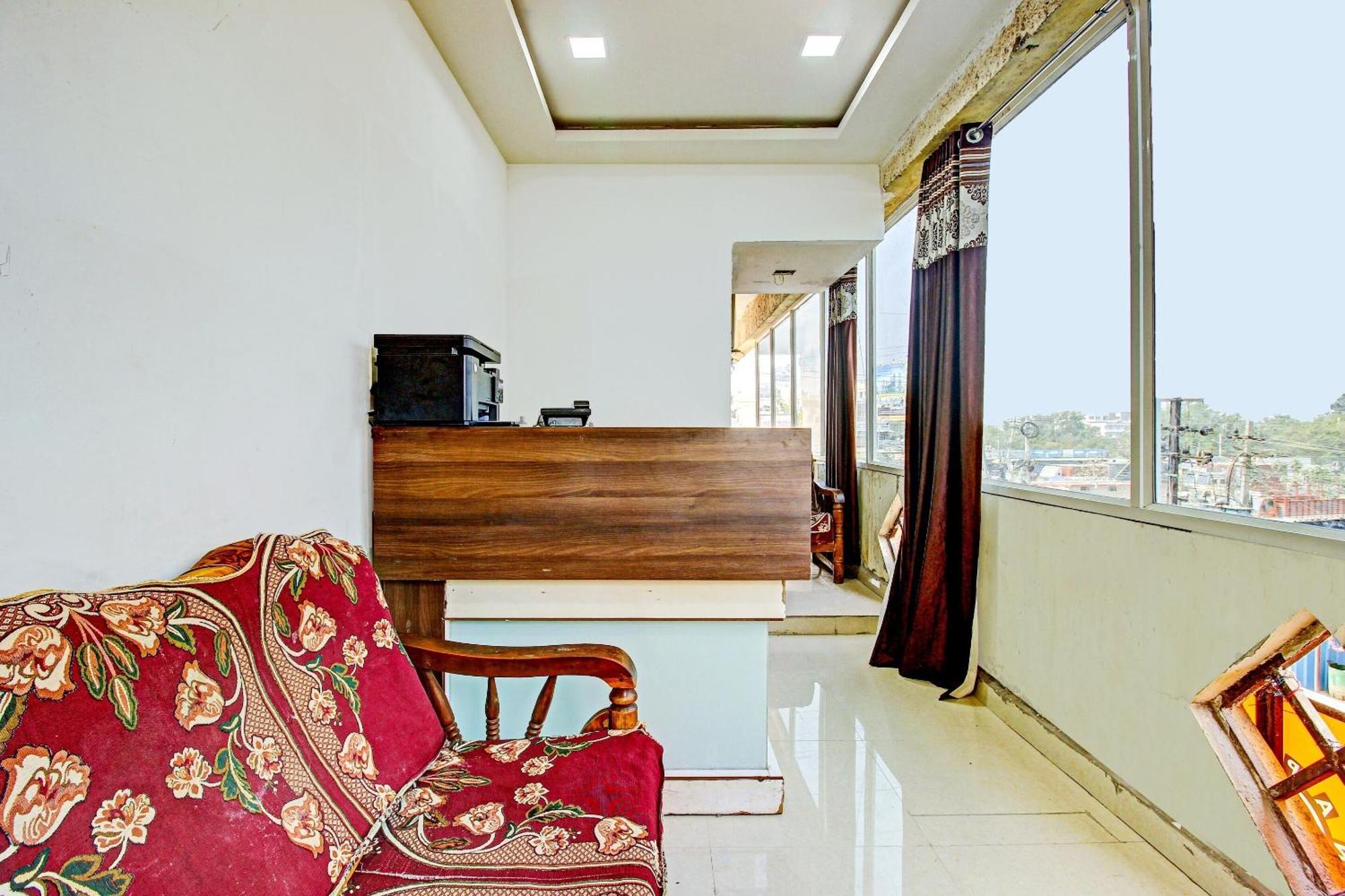 Hotel O Adhin Residency Hyderabad Exterior foto
